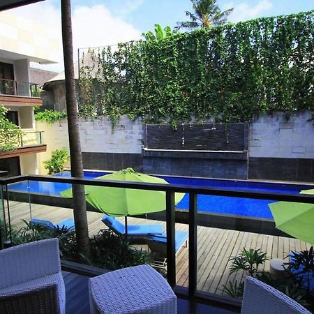 Zen Rooms Kuta Beach Poppies Lane Exteriör bild